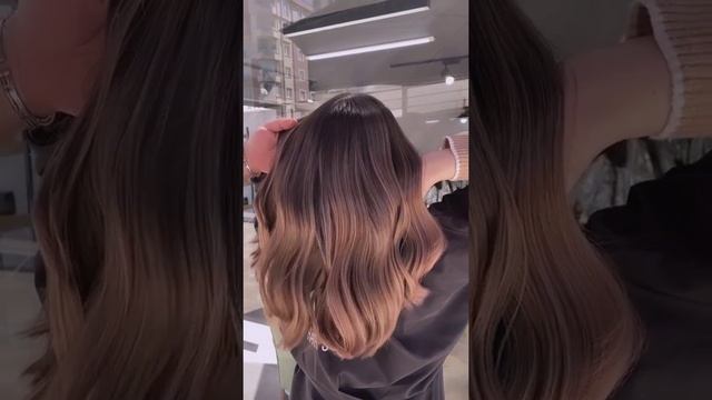 окрашивание Шатуш #окрашивание #парикмахер #колорист #шатуш смотреть онлайн