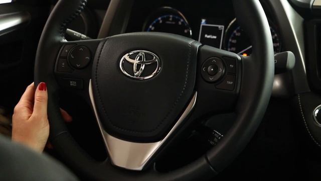 Toyota RAV4 Limited. смотреть онлайн