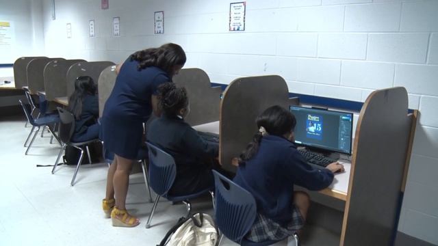 Denton Magnet Graphic Arts Class смотреть онлайн