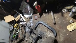 Nissan Vanette LD20. Замена сайлент блоко передних верхних рычагов 2WD.