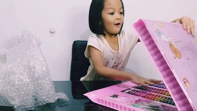 UNBOXING PINK MEGA ART SET | ART ACTIVITY смотреть онлайн