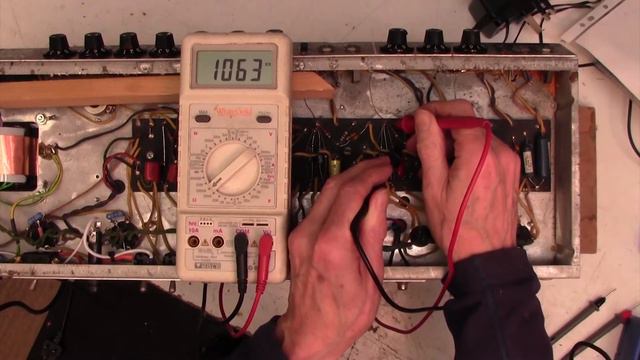 How to check resistors on old valve amplifiers смотреть онлайн