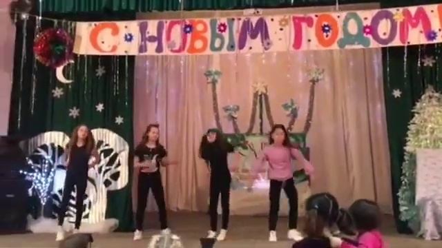 Детские творческие коллективы ДК с. Рыбушка поздравили музыкальными номерами зрителей с Новым годом смотреть онлайн