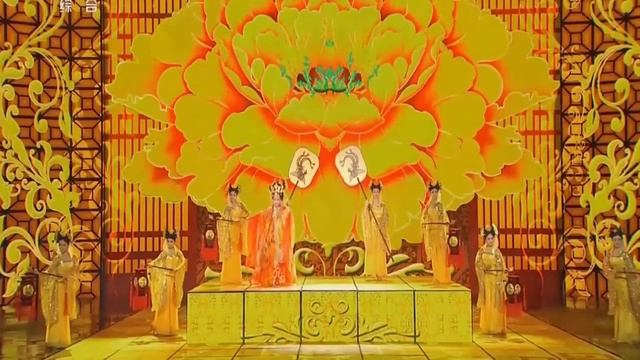 Beautiful Chinese Dance【1】《國色天香》720P HD смотреть онлайн