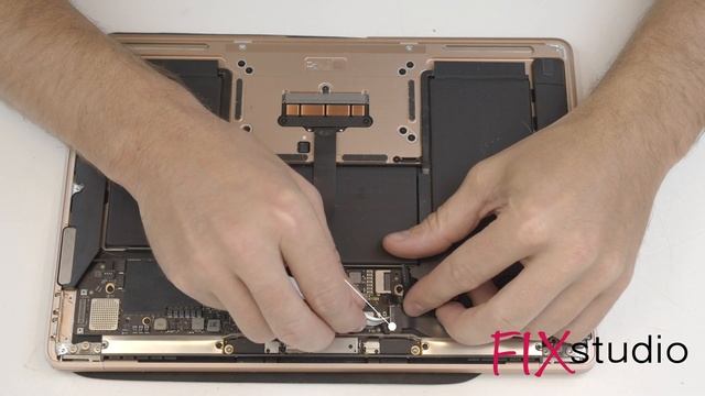 Macbook Air 2018 A1932 - disassemble [4k] смотреть онлайн