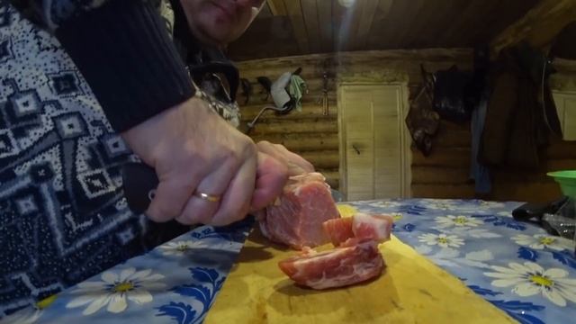 Вечер в тайге. Мороз крепчает. В избе как в бане! Готовлю жаркое на печи. С 23 февраля МУЖИКИ!!! 2ч смотреть онлайн