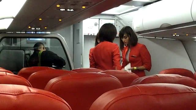 Стюардессы AirAsia, самые обаятельные и привлекательные . Beautiful Stewardess Airline AIR ASIA