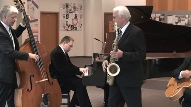 Adi Nobis' Swinging Four: Some Of This Days смотреть онлайн
