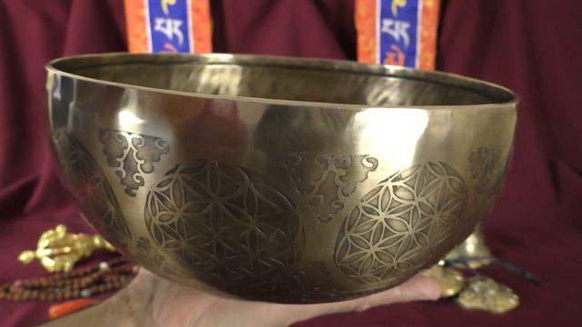 Поющая чаша Премиум 26,4 см Соль 99 Гц, Ре 285 Гц смотреть онлайн