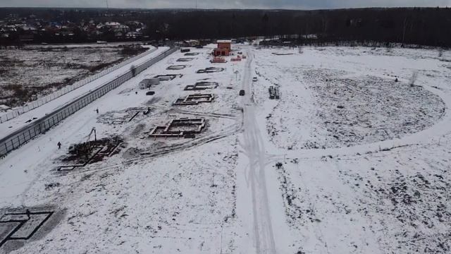 Подготовительные работы к заливке бетона на участках 69, 20 и 3 в КП Давыдово смотреть онлайн