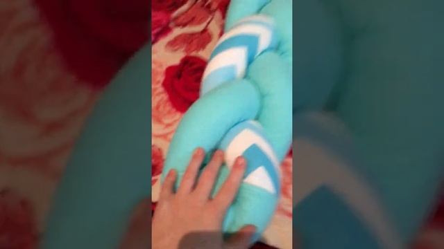 Косичка в детскую кроватку смотреть онлайн