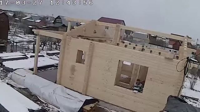 Запись с веб-камеры: строительство дома из профилированного бруса