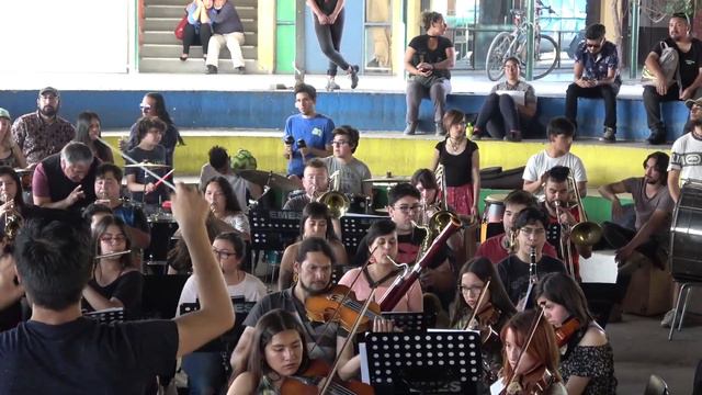 "El derecho de vivir en paz"- Orquesta Enrique Soro смотреть онлайн