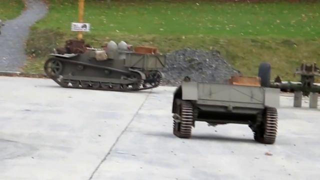 Renault UE 1937 after painting смотреть онлайн