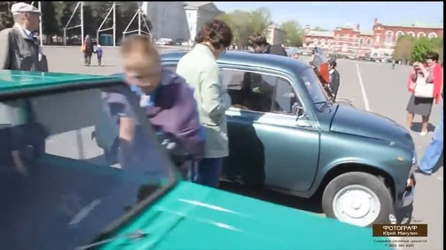 Ретро парад автомобилей в Саратове смотреть онлайн