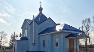 Заросшие развалины храма в д. Кретово. Татарск. Смоленская область