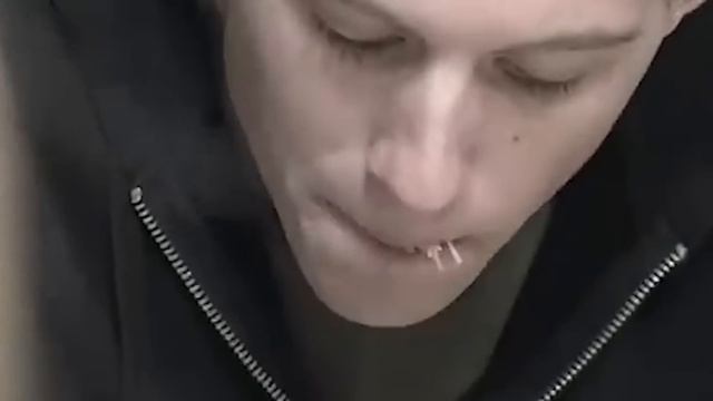 【暴食之死】女孩疯狂减肥导致严重后遗症，被发现时严重缺钾而亡 смотреть онлайн