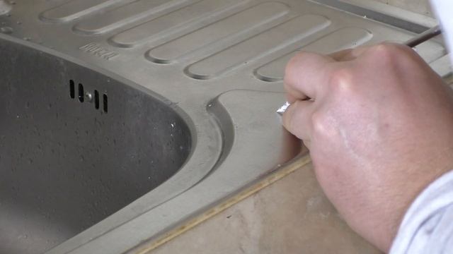 Как и чем вырезать отверстие в мойке из нержавеющей стали Вырезаем дырку в нержавейке смотреть онлайн