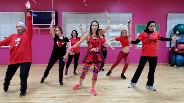 Zumba 3 to Tango, Pitbull. Choreo by Alona. смотреть онлайн