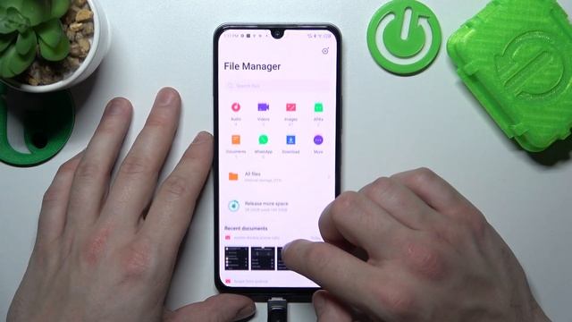 How to Connect Pendrive to Smartphone in INFINIX Note 12? - Flash Drive Storage смотреть онлайн