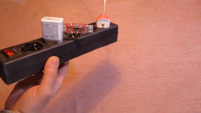 Quick Charge Simulator - Симулятор быстрой зарядки смотреть онлайн