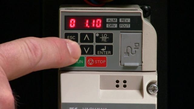 Yaskawa V1000 Motor Parameter Setup смотреть онлайн