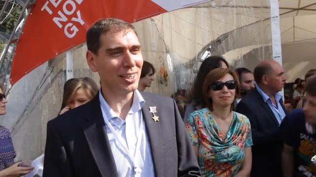 Шлем Дарта Вейдера для космонавта. смотреть онлайн