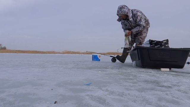 ловля леща в марте...средняя волга саратовский район смотреть онлайн