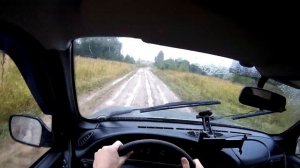 От первого лица.Еду по делам. Шеви нива на м\т. по полю.