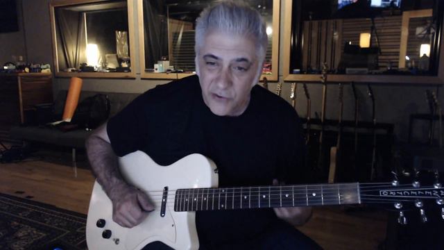 COMBINING PENTATONICS & TRIADS смотреть онлайн