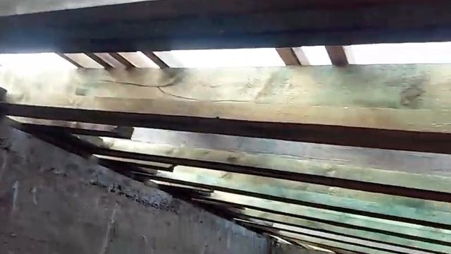 крыльцо из арболита после зимовки, стены из опилкобетона в подвале