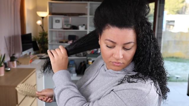 Fake wash day sis! 1 product (no gel) wash & go in 20 minutes 👀 смотреть онлайн
