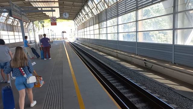 Как добраться на аэроэкспрессе из аэропорта Сочи в город Сочи смотреть онлайн