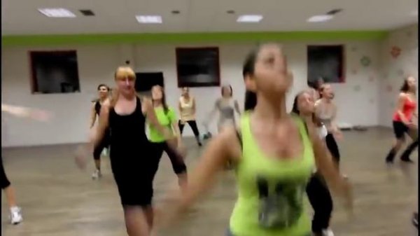 Zumba Dance Workout   Latin Dance Fitness Zumba Belly Dance   Fun To Be Fit!