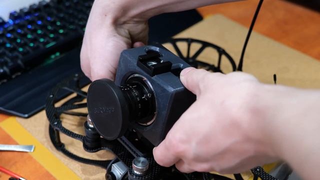 Cinequads 5inch Lumenier QAV-PRO Replica + Z Cam E1 смотреть онлайн