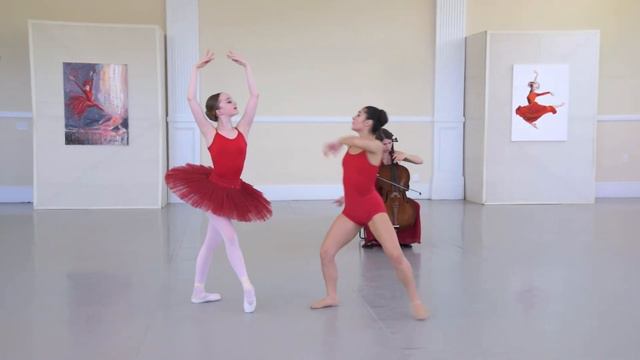 J. S. Bach Prelude in C- Major with ballet and modern dance смотреть онлайн