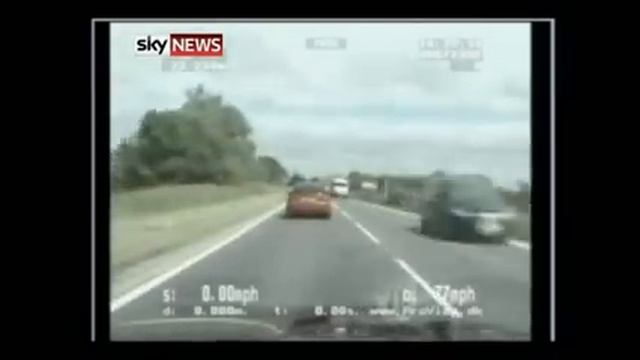 Car thief smashes through rail crossing смотреть онлайн