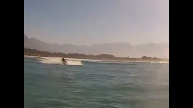 NO SOUND - GoPro Hero2: Wave Jumping - Valsbaai смотреть онлайн