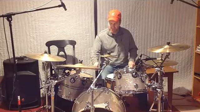 Born To Run (Bruce Springsteen), Drum Cover by Bob Horn смотреть онлайн