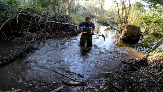Beaverdam Removal Madness!! || This By Far Was The Toughest Dam To Tear Out! 🥴 Part 3 of 4! смотреть онлайн