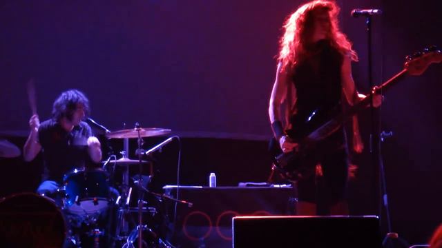 Melissa Auf der Maur - Taste You 30.11.2010 Warsaw смотреть онлайн