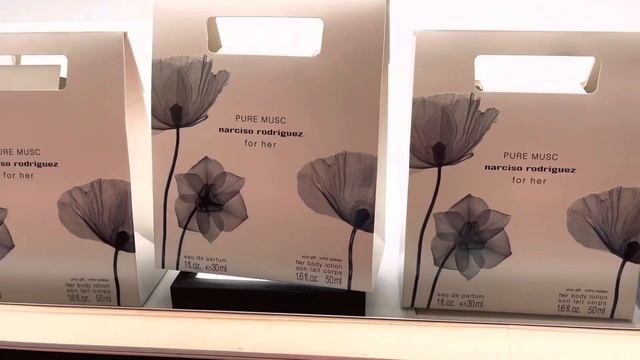 Гуляем по магазину и пробуем новинки. Горы и природа#kilian #perfume #germany смотреть онлайн