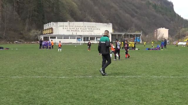 ДФК. "Звездичка" - ФК. "София спорт" - София 4 : 0 Турнир за купа "Пролет в Тетевен" 2022 смотреть онлайн