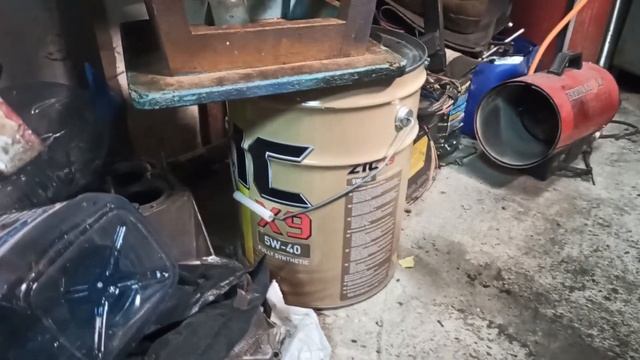 Какое масло заливать в м54 БМВ? отзыв о масле Eni I sint, Zic X9, Lukoil Genesis смотреть онлайн