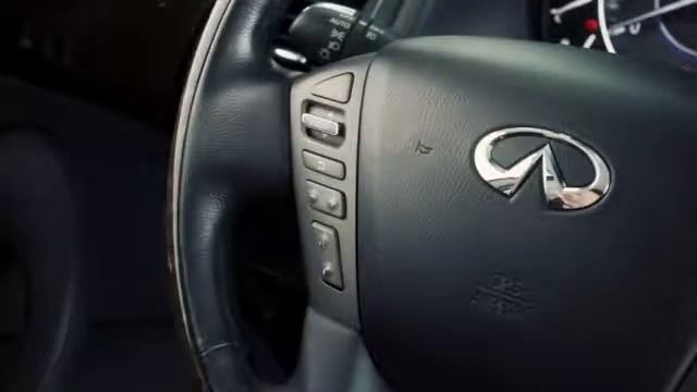 2013 Infiniti QX Receiving a Call YouTube смотреть онлайн