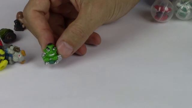 42 Squinkies Opened and Up Close - Myths & Monsters, Commando Force & Cosmic Defenders смотреть онлайн