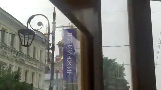 Утренний рейс на трамвае КМ N-162 в день 800-летия Нижнего Новгорода по ул. Рождественская смотреть онлайн