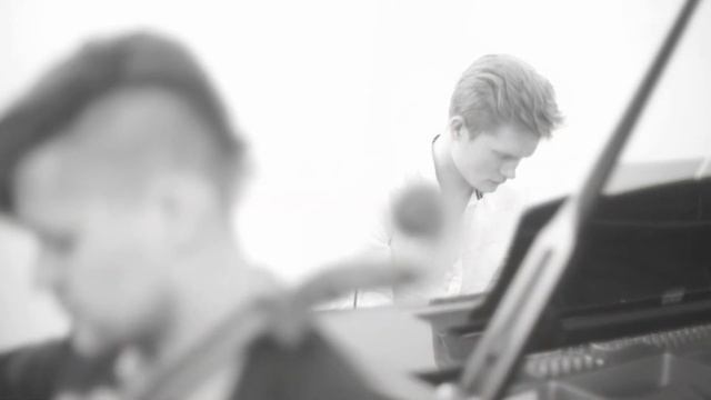 I Giorni (Piano & Cello) - Ludovico Einaudi смотреть онлайн