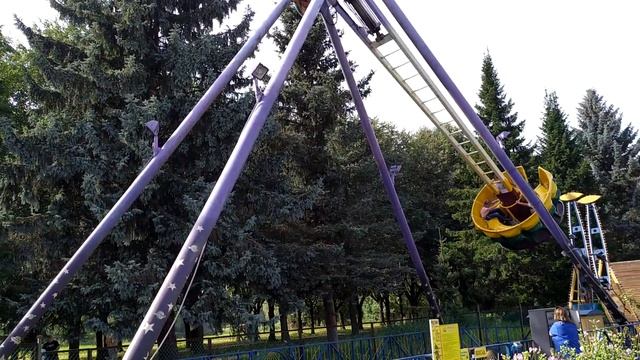 Экстремальный аттракцион "НЛО". смотреть онлайн