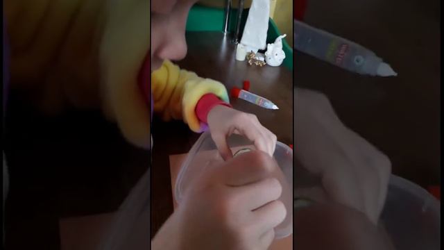 Слайм из двух инграндиентов !!! Жвачка для рук!😉 смотреть онлайн